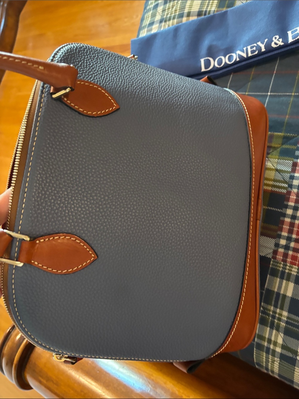 Dooney & Bourke zip zip satchel with dust bag - Picture 9 of 11